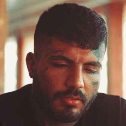 مهدیار فریاد میزنم از عمق وجودم کلی حرف دارم