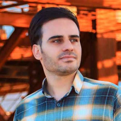 داوود یونسی ﺑﺮام ﻣﻴﺨﻨﺪی دﻟﻢ ﻣﻴﻠﺮزه ﭼﺸﺎت ﺑﻪ ﻛﻞ دﻧﻴﺎ ﻣﻰ ارزه