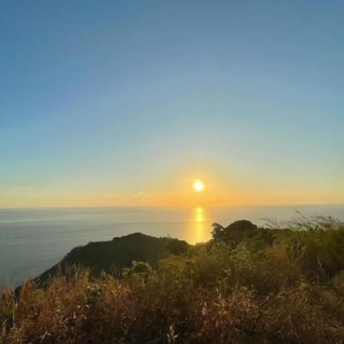 یار عزیزوم بی مو جر کرده نازتو میخرم گرون (ریمیکس رپی)