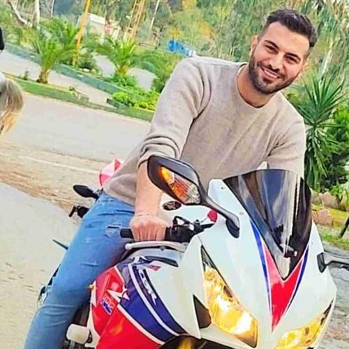 کیوان بعضی شویل بی کس و ناو مال