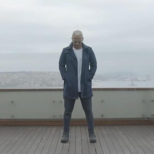 اشوان دیگه وقتشه بری برو زل زدی به چی