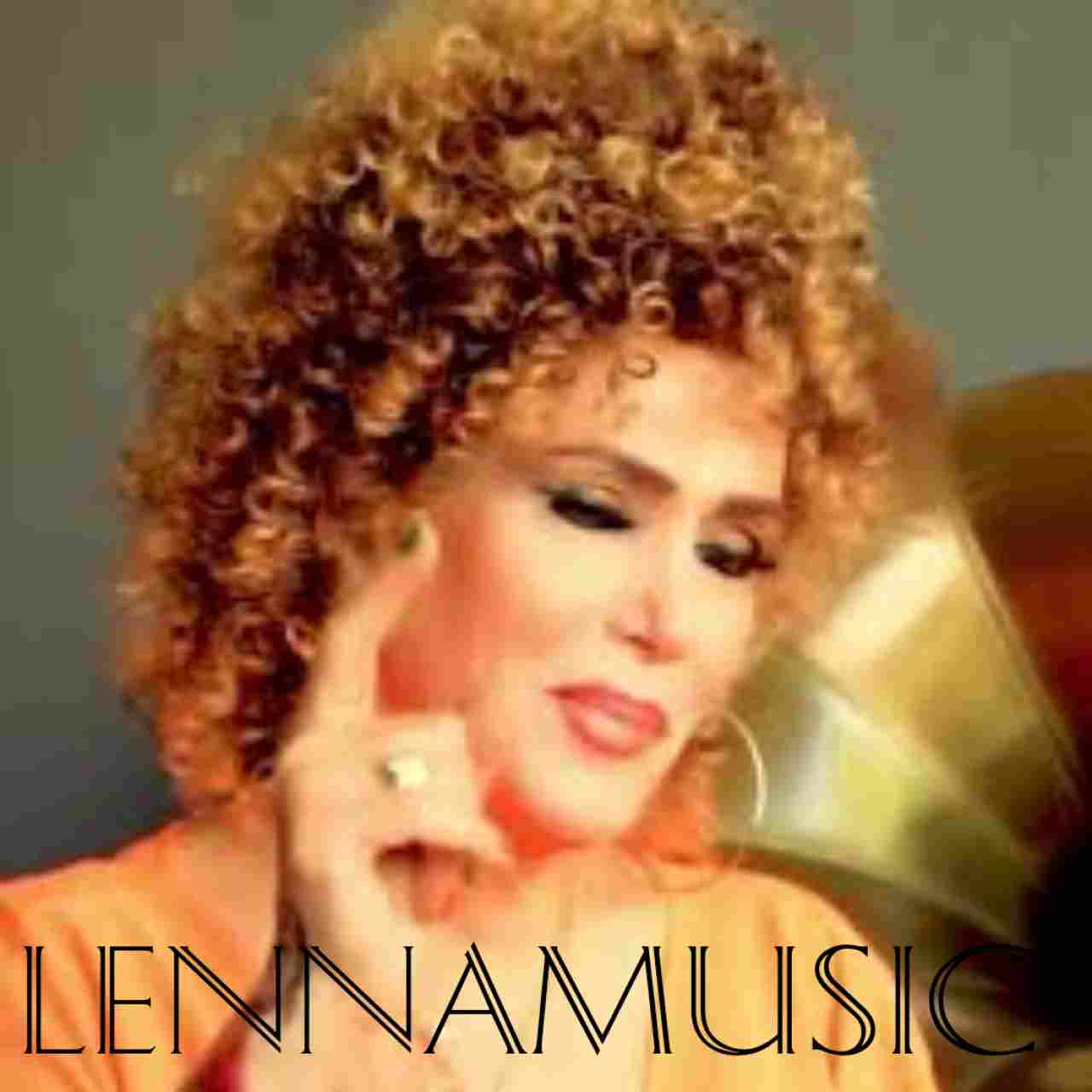 دانلود آهنگ های مونا ساعتچی به همراه متن