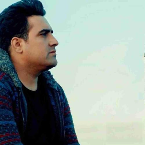 علی فرزامی باوم اَ سر تو پوس گیان کنمسی