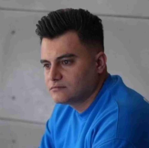 رامین کرمی  دلتنگی هرشو کشیدم نخ نخ سیگار دمه باد