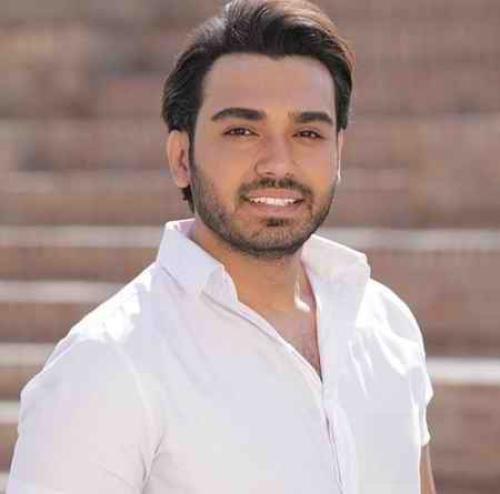 سینا درخشنده برو دوراتو بزن ببین کی مث من میشه واست