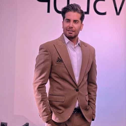 فرشاد آزادی من متنفرم ازت برو دور شو فقط