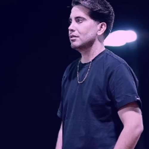 فرشاد آزادی سر تو با همه حرفم شد شدم یه عصبیه بد برخورد