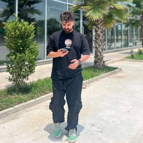 ماهان خادمی زلزله