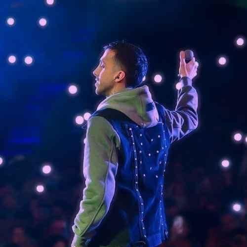 زانکو هی هول میکنم وقتی ك تو میزنی زنگ