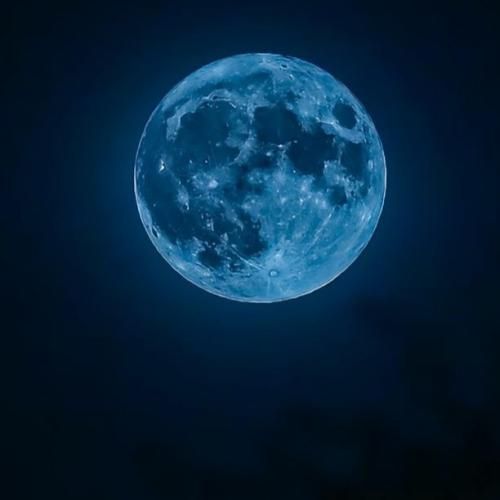 هم دوست دارم و هم بدم میاد ازت میان و میرن خوش میگذره با تو فقط