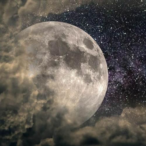 فکر کردم فراموشت کردم تموم ولی لیوان پر خاطره پهلوم