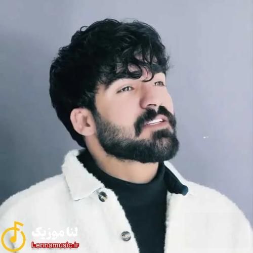 حمیدرضا بابایی با یه شراو چند ساله ﺣﺎﻟﻢ یه کم آراﻣﻪ