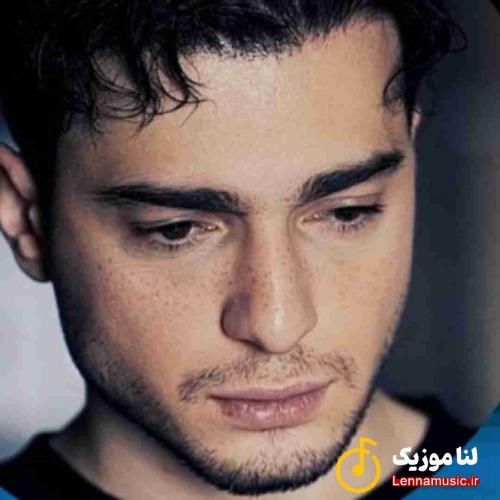 علی نواب منو تنها میذاری میگی‌ حرفی نداری حالا 2 دلم