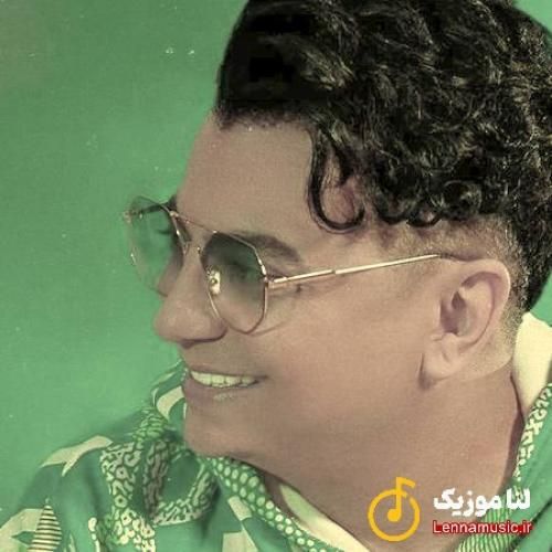 محسن ابراهیم زاده پروانه وار