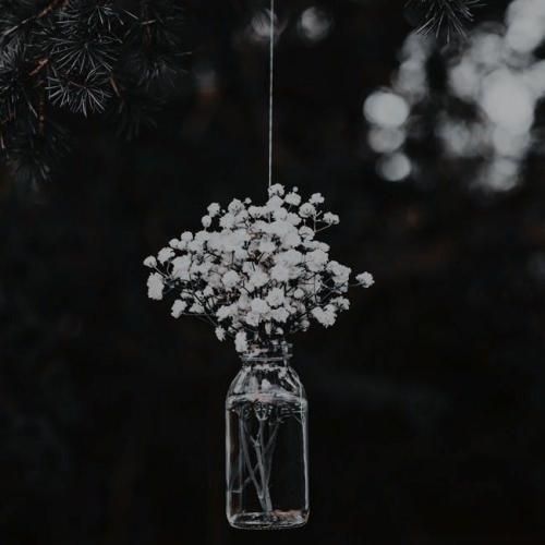 خیلی خواستم خوب باشم ولی الان حال خوبی نمونده برام