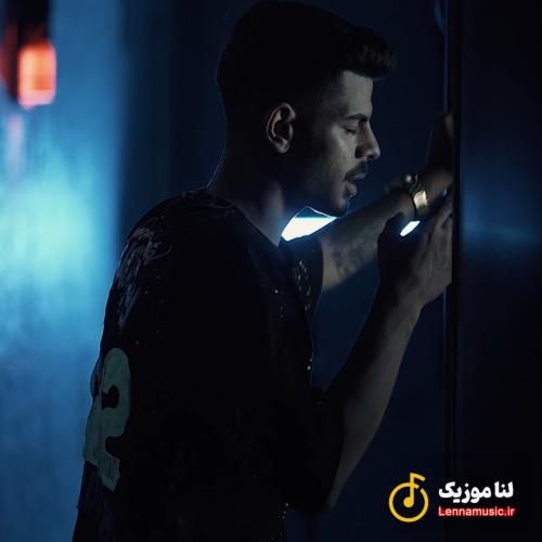 حسام حیدری زیر هشت