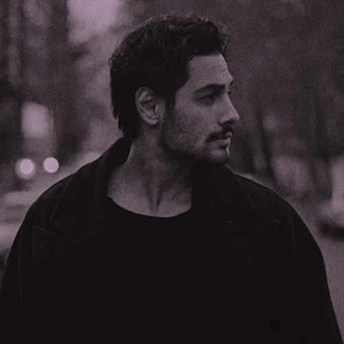 ایلیار تو فقط آرزو کن همه رو ول کن بخاطر من آرزو کن