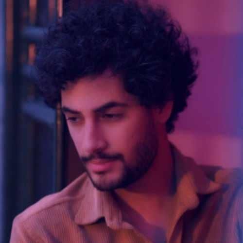 ایلیار بیشتر از همیشه حس میکنم اینجایی