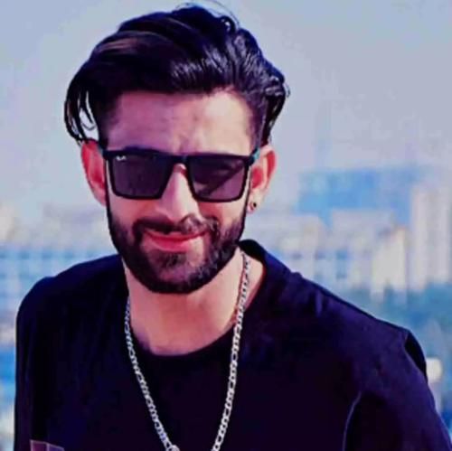 رضا رادین قلب منی هر گوشه ای دنیا بویدن