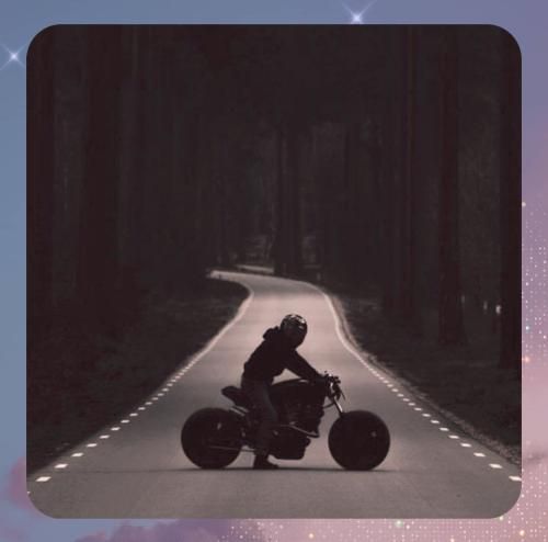  منو پشت ماشینو یه شبو یه تخته گاز